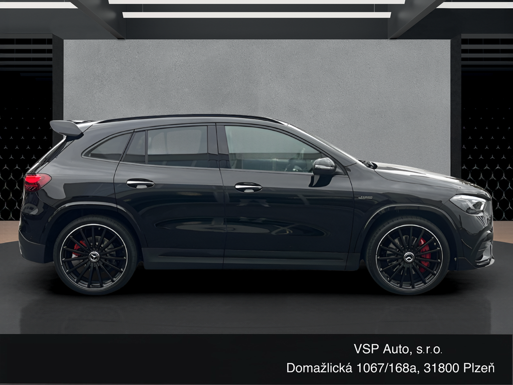 Mercedes-Benz GLA 35 AMG (foto 5)