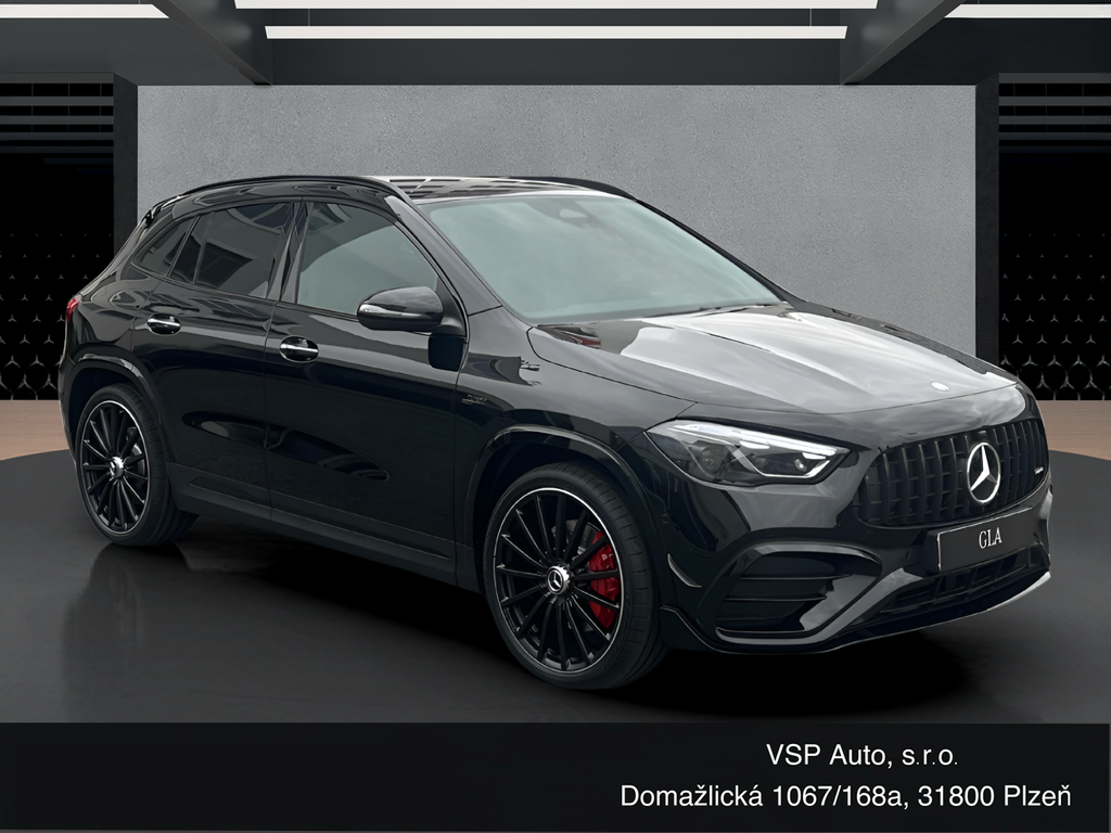 Mercedes-Benz GLA 35 AMG (foto 6)