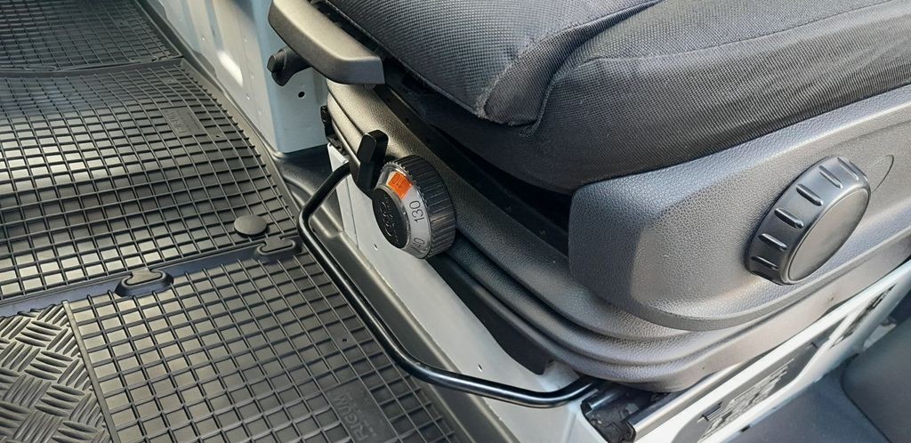 Mercedes-Benz Sprinter 317CDI/S VELKÁ VÝBAVA (foto 13)