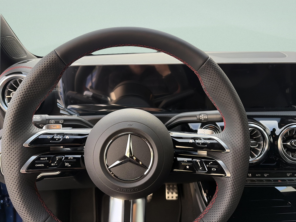Mercedes-Benz CLA 200 d Shooting Brake AMG Style Edition (foto 9)