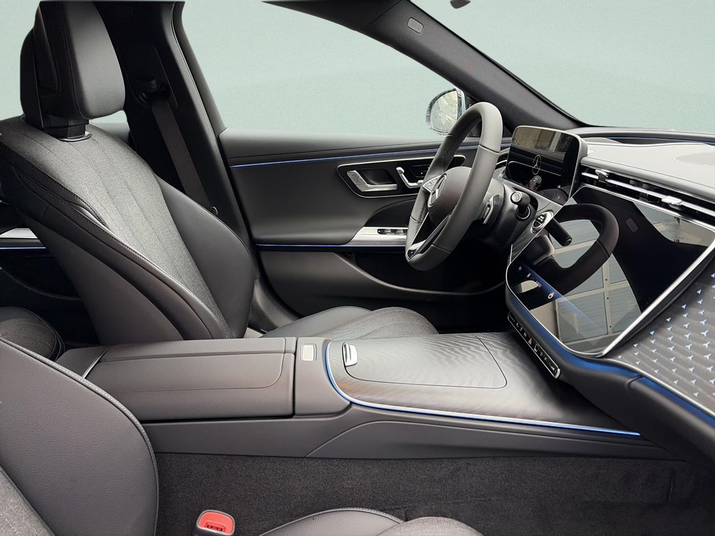 Mercedes-Benz E 300 de 4MATIC kombi (foto 11)