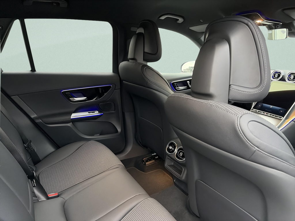 Mercedes-Benz GLC 200 d 4MATIC (foto 13)