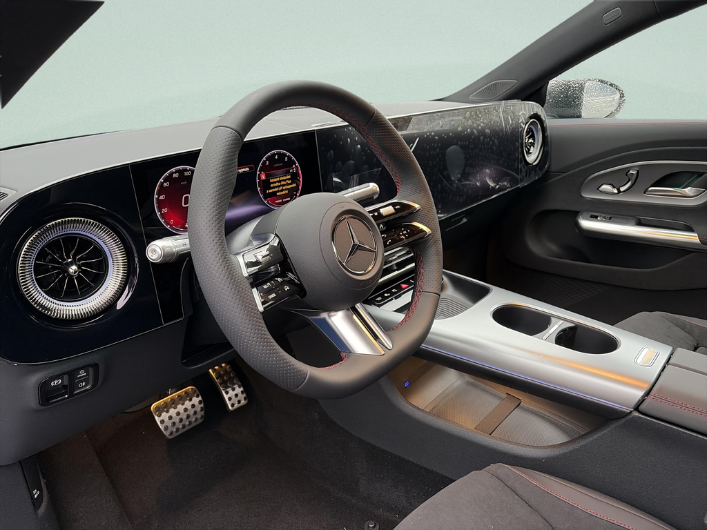 Mercedes-Benz CLA 200 4M (foto 8)