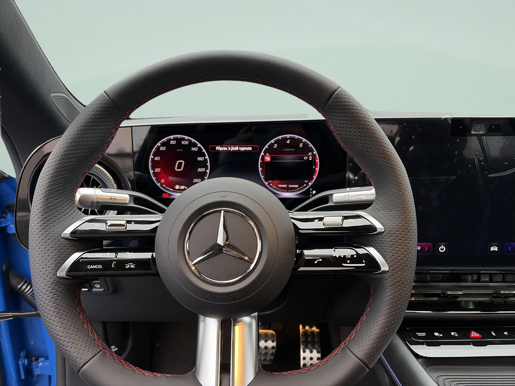 Mercedes-Benz CLA 200 4M (foto 9)