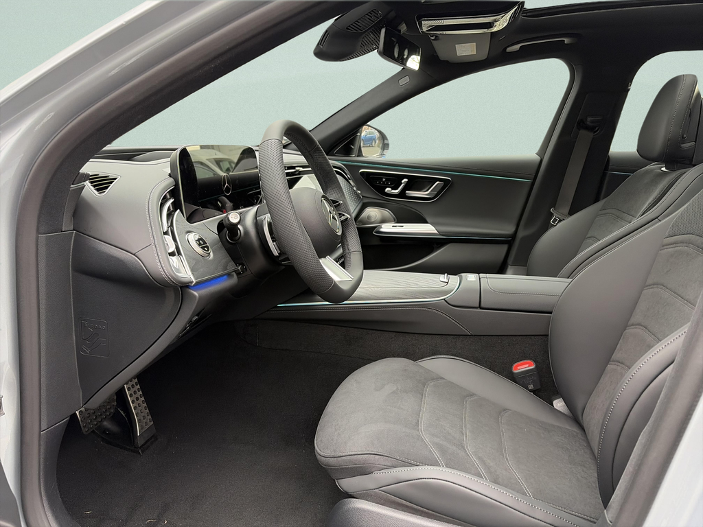 Mercedes-Benz E 220 d 4MATIC (foto 12)