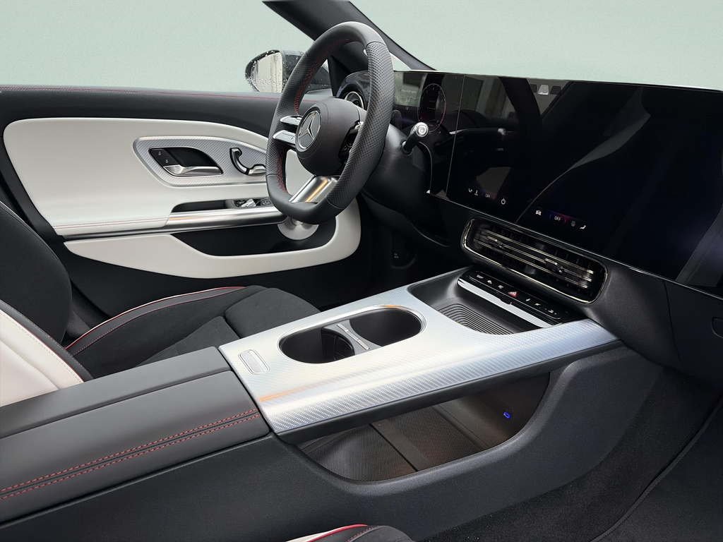 Mercedes-Benz CLA 200  (foto 11)