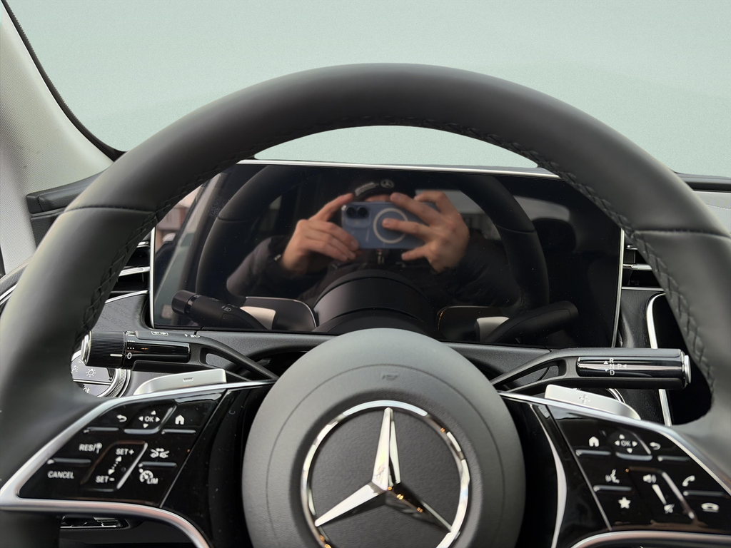 Mercedes-Benz E 220 d 4MATIC (foto 9)