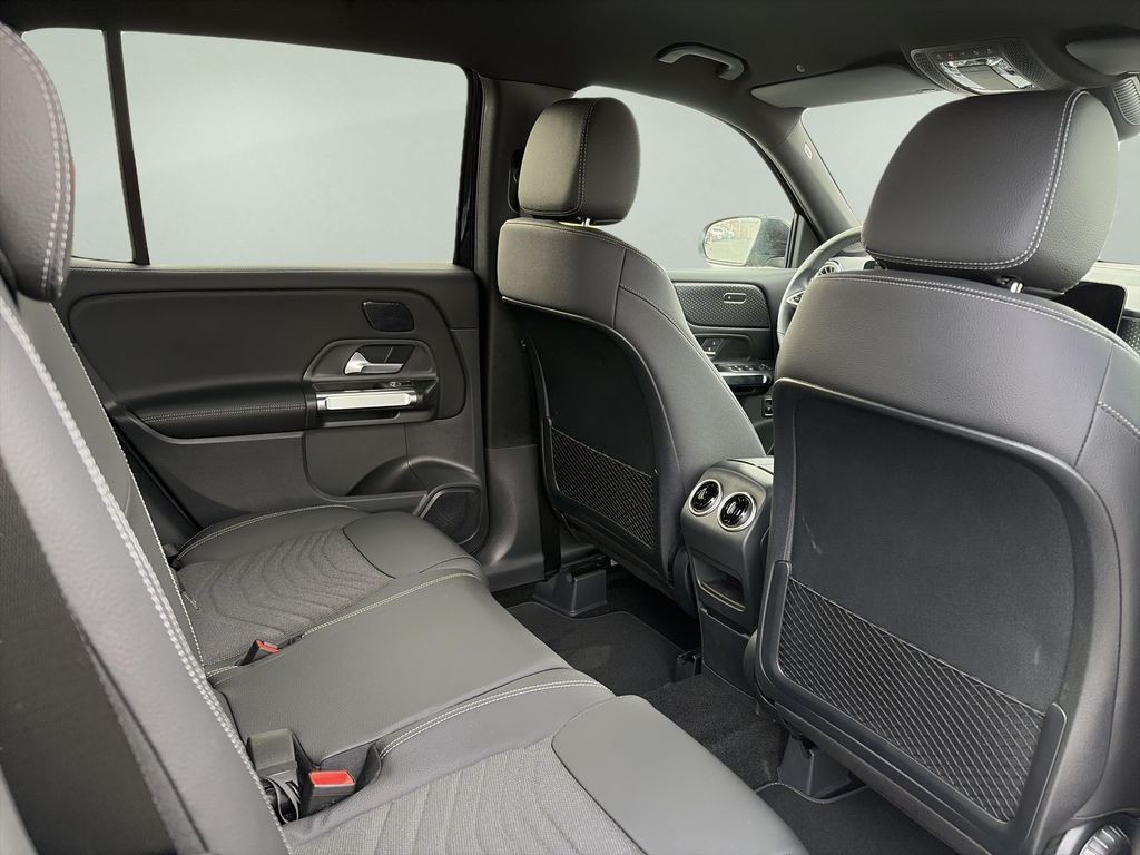 Mercedes-Benz GLB 200 d Progressive Edition (foto 12)