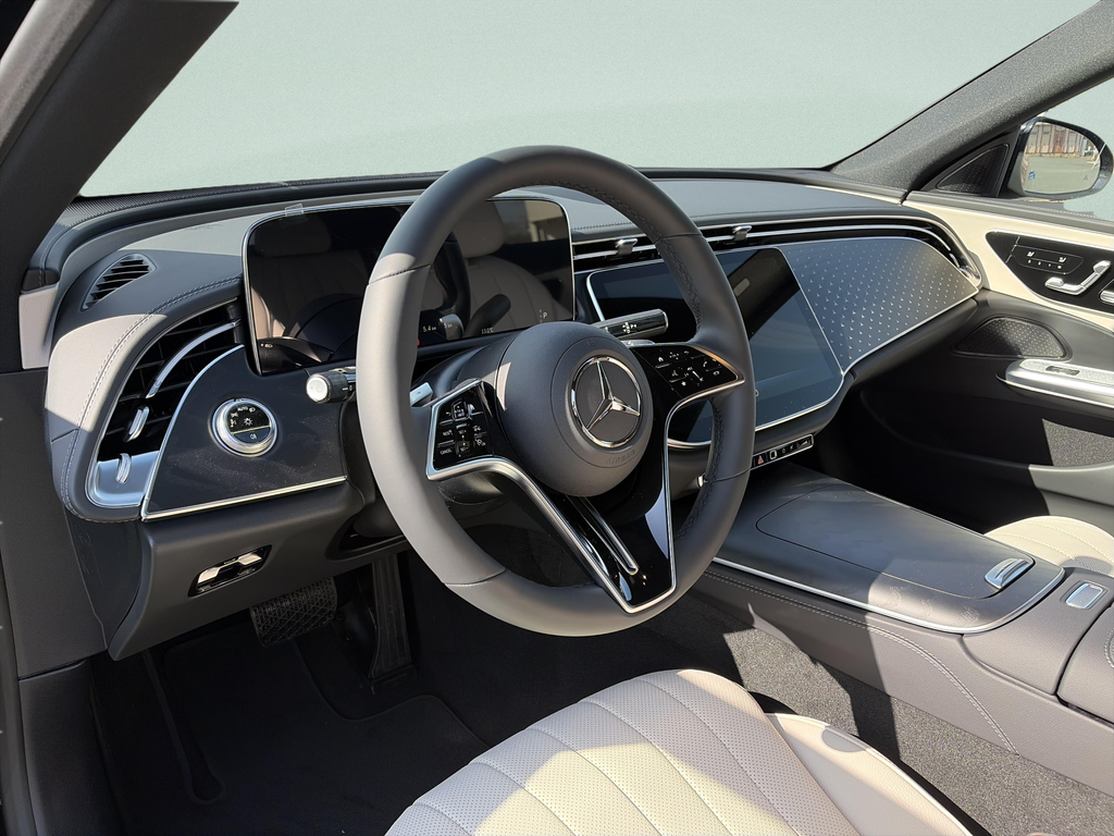 Mercedes-Benz E 220 d 4MATIC (foto 8)
