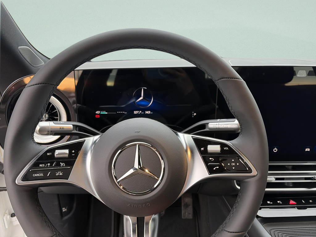 Mercedes-Benz CLA 200 (foto 9)