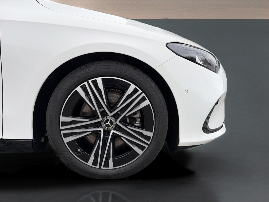 Mercedes-Benz CLA 200 (foto 14)