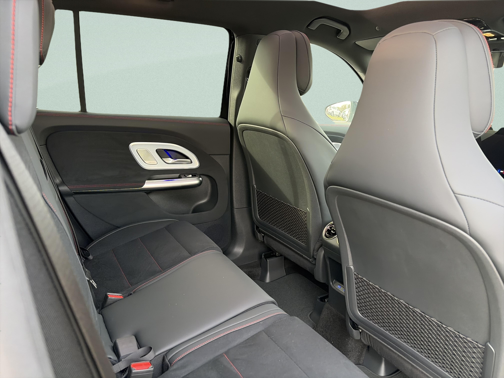 Mercedes-Benz GLB 350 4M EQ (foto 13)