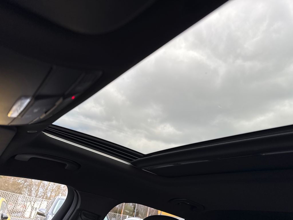 Mercedes-Benz EQC AMG paket 400 4Matic (foto 21)