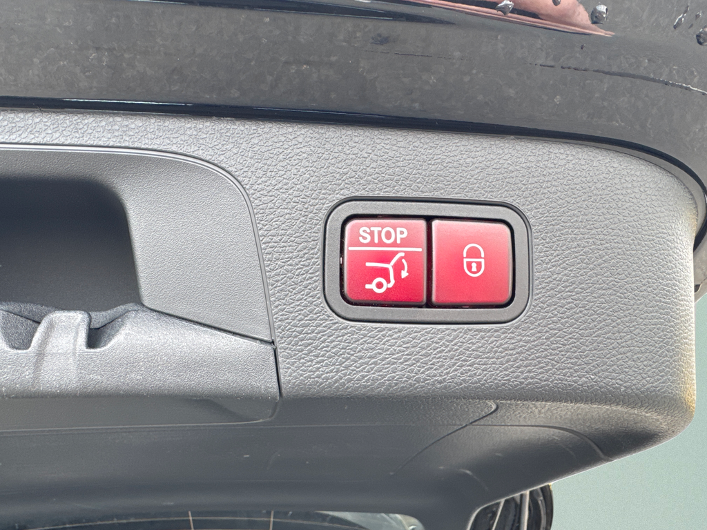 Mercedes-Benz EQC AMG paket 400 4Matic (foto 22)