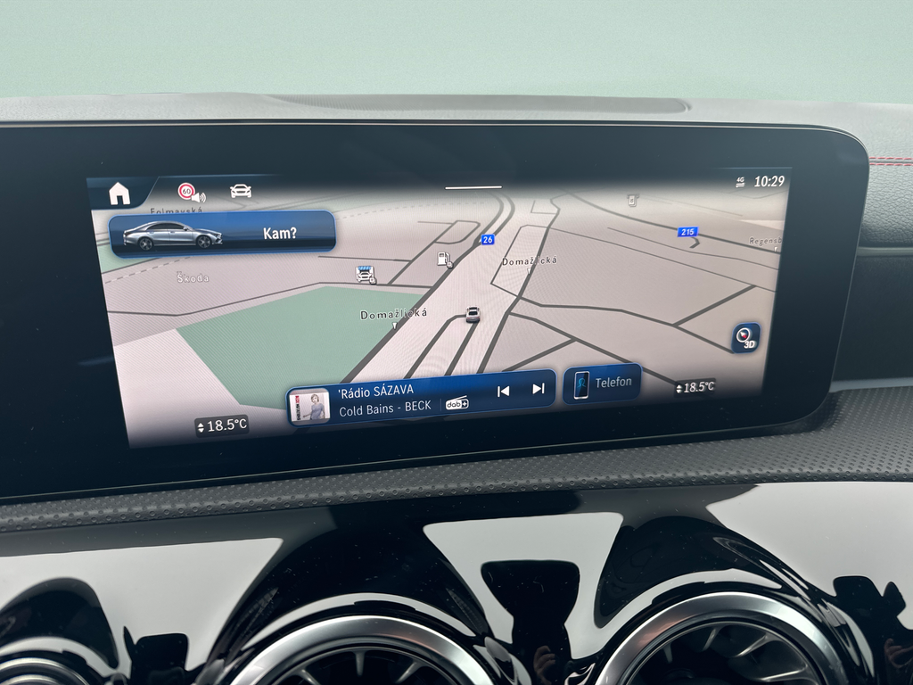 Mercedes-Benz CLA 200 AMG paket 200d (foto 17)