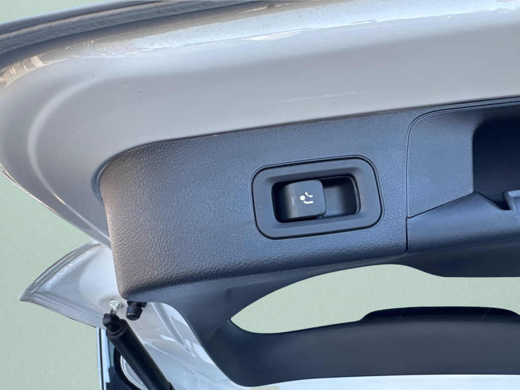 Mercedes-Benz EQB 250+ Progressive (foto 17)