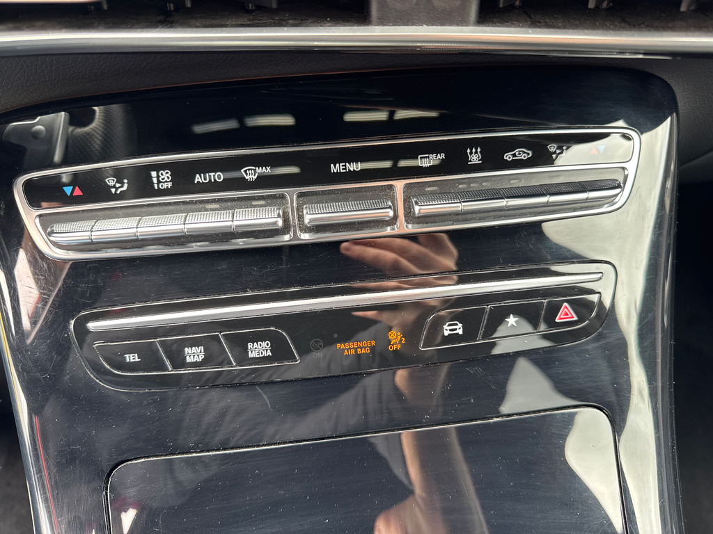 Mercedes-Benz EQC AMG paket 400 4Matic (foto 24)