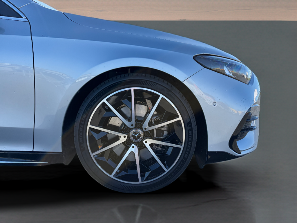 Mercedes-Benz CLA 200 4M (foto 13)