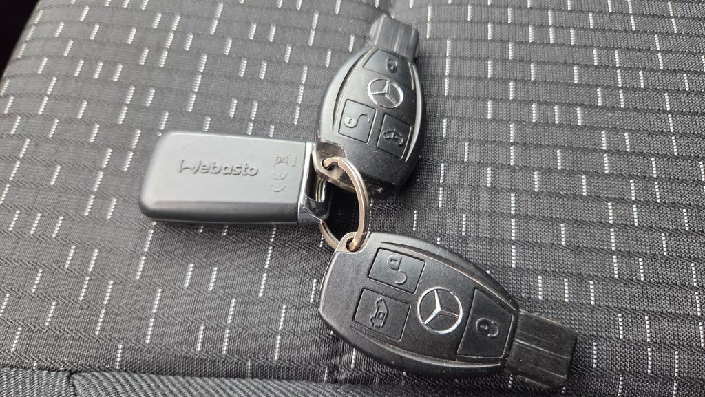 Mercedes-Benz Vito 114 CDI/L, Webasto (foto 22)