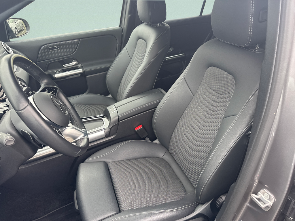 Mercedes-Benz GLA 200 PROGRESSIVE 200d (foto 18)