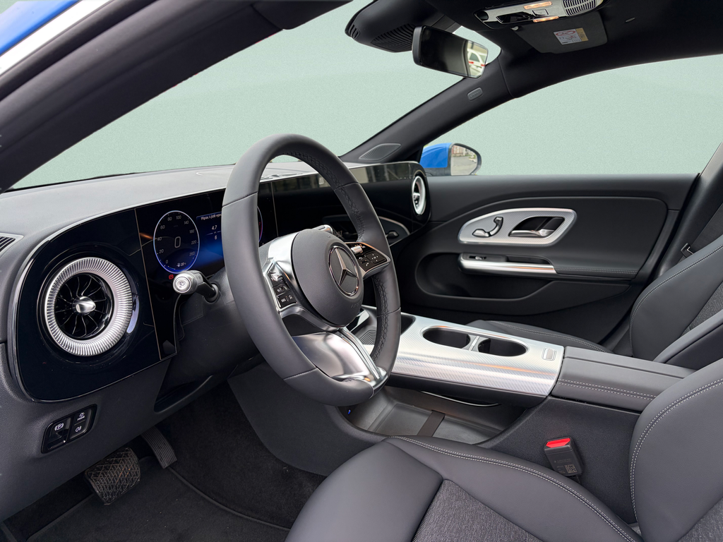 Mercedes-Benz CLA 200 4MATIC (foto 8)