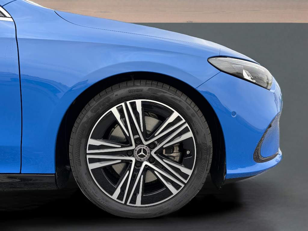 Mercedes-Benz CLA 200 4MATIC (foto 14)