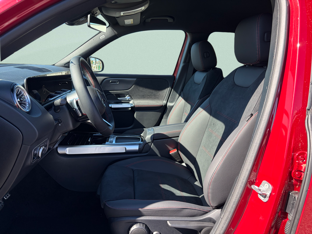 Mercedes-Benz GLB 200 Progressive Edition (foto 10)