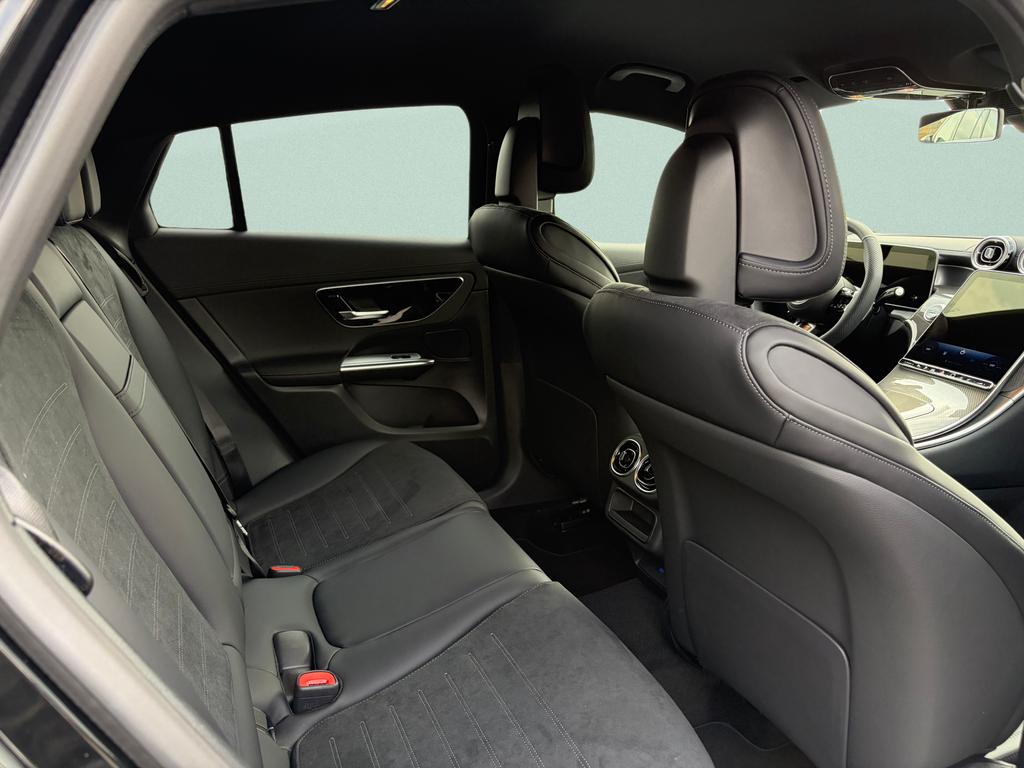 Mercedes-Benz GLC 300 e 4MATIC kupé (foto 13)