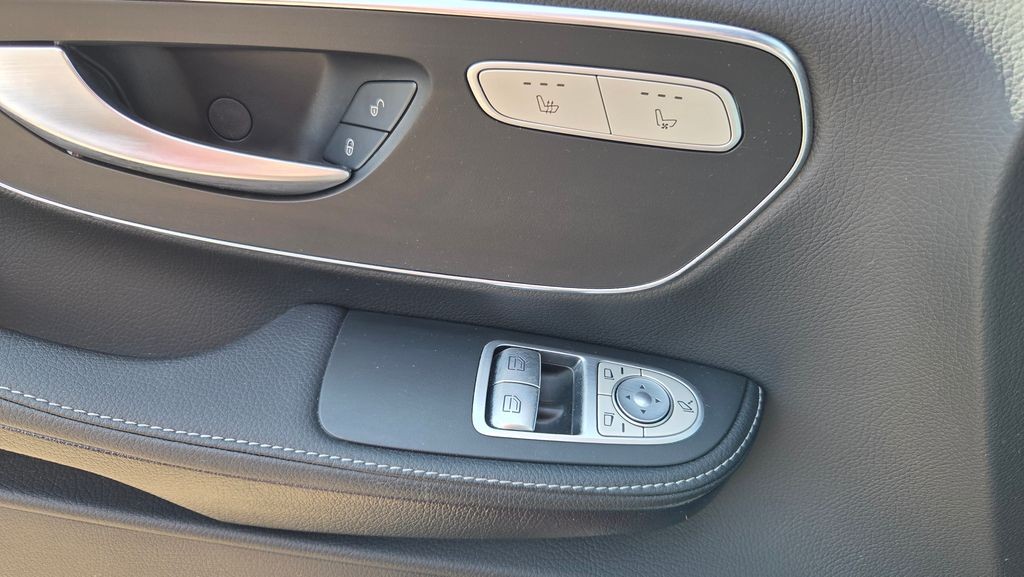 Mercedes-Benz V 300 V300d/L (foto 12)