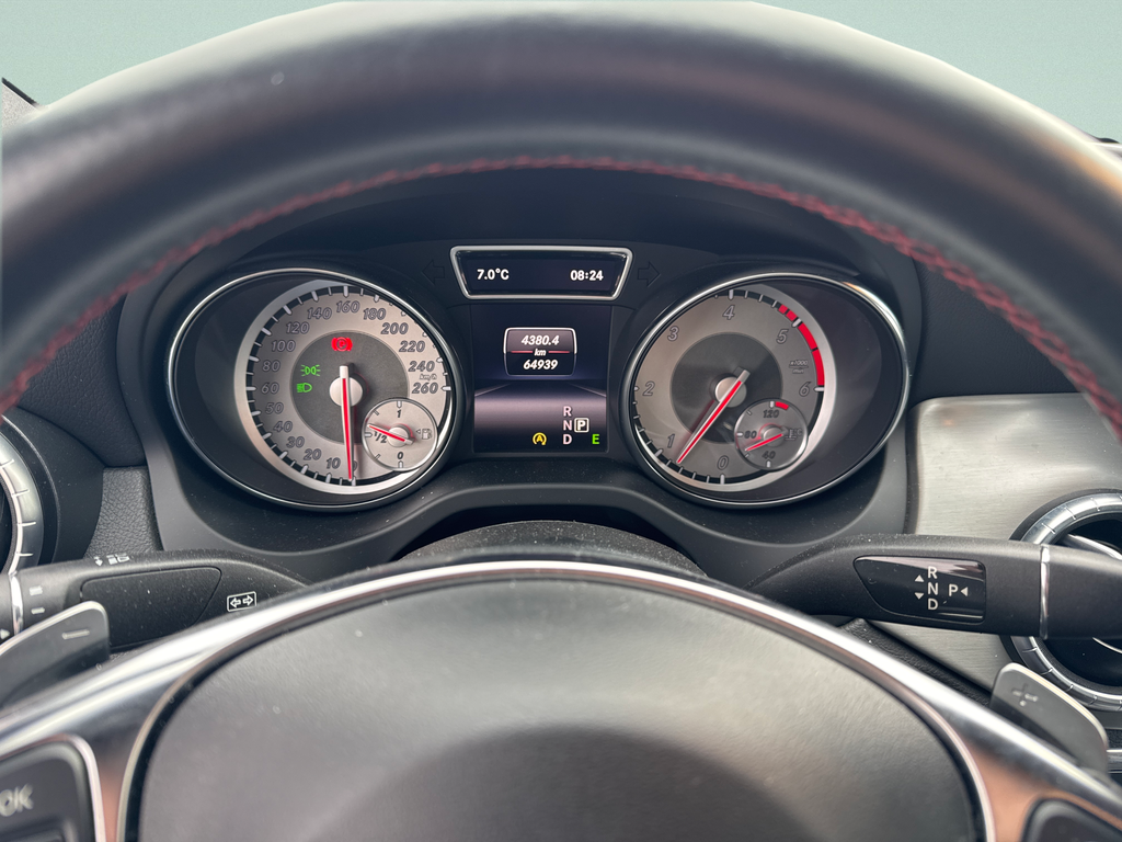 Mercedes-Benz CLA 220 AMG paket 220 CDI 4MATIC (foto 9)