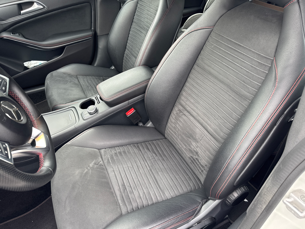 Mercedes-Benz CLA 220 AMG paket 220 CDI 4MATIC (foto 11)