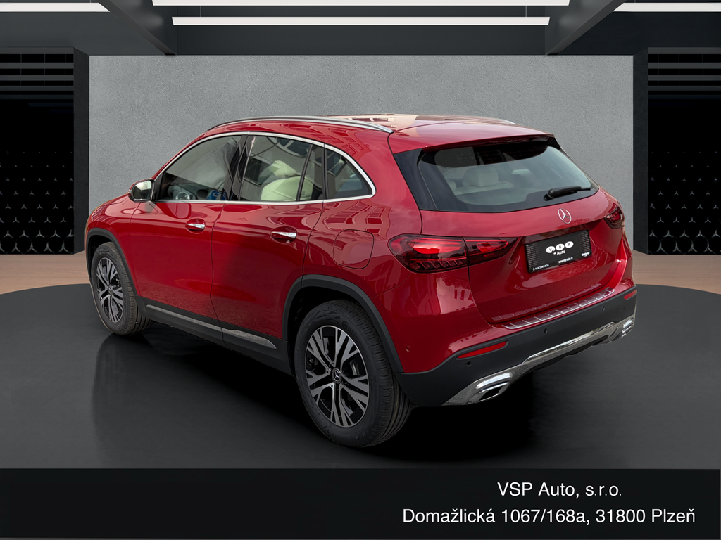 Mercedes-Benz GLA 180 (foto 3)