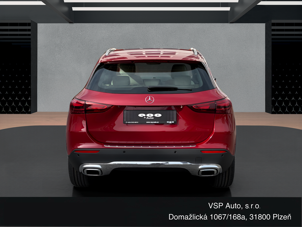 Mercedes-Benz GLA 180 (foto 4)