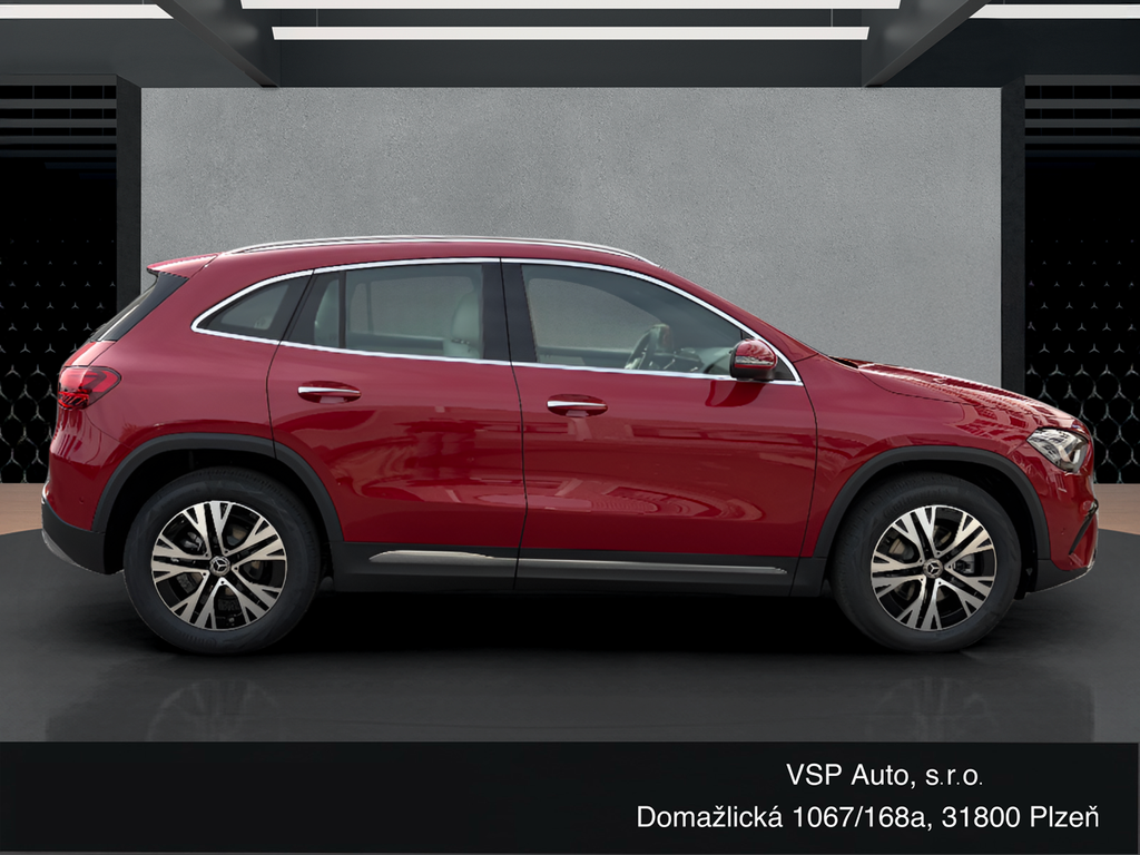 Mercedes-Benz GLA 180 (foto 6)