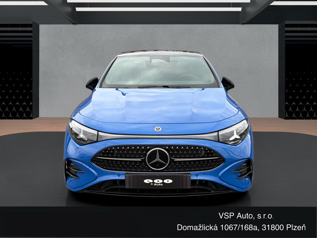 Mercedes-Benz CLA 220 4MATIC (foto 1)