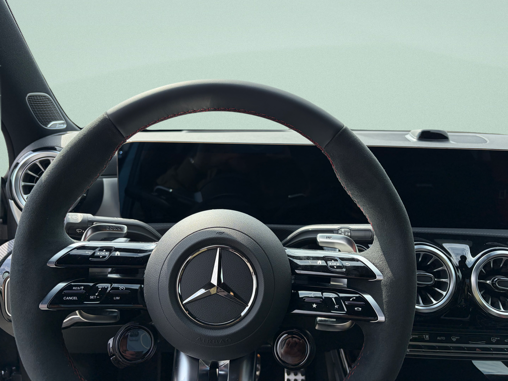 Mercedes-Benz A 45 AMG S 4MATIC+  (foto 9)