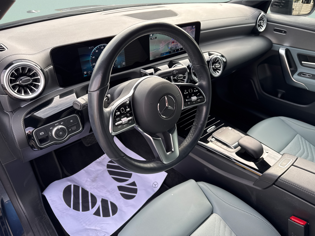 Mercedes-Benz CLA 180 PROGRESSIVE 180 (foto 9)