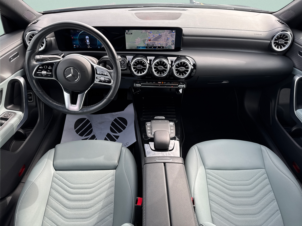 Mercedes-Benz CLA 180 PROGRESSIVE 180 (foto 11)