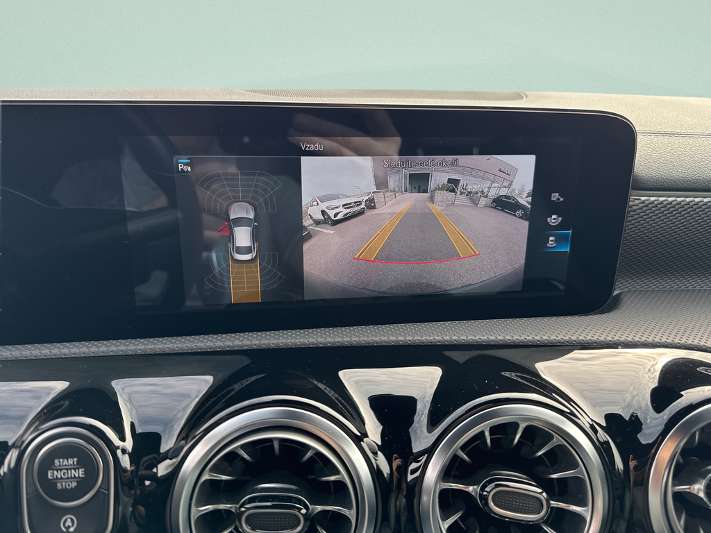 Mercedes-Benz CLA 180 PROGRESSIVE 180 (foto 22)