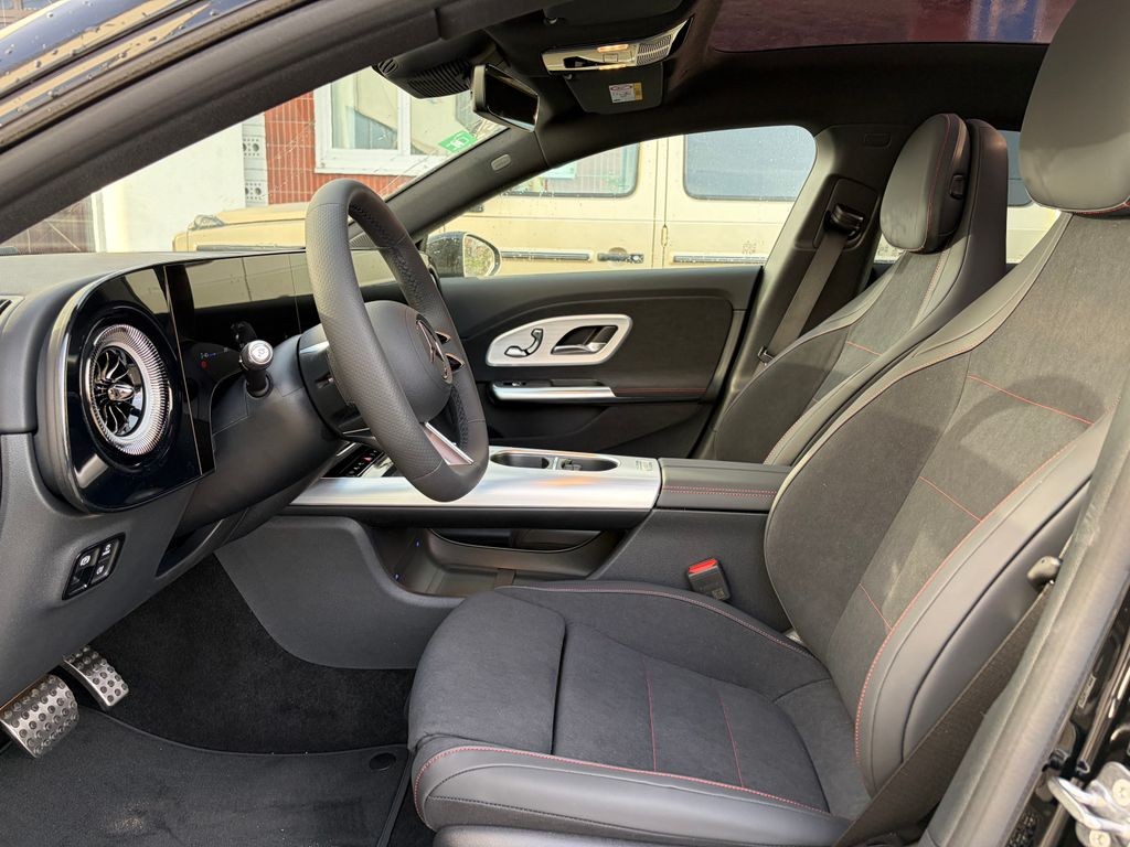 Mercedes-Benz CLA 350 4MATIC Shooting Brake EQ (foto 5)