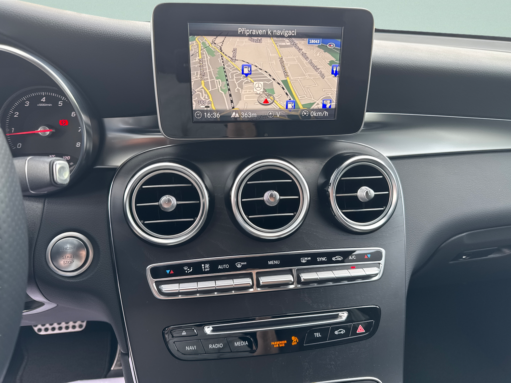 Mercedes-Benz GLC 250 AMG paket 250 4MATIC (foto 16)