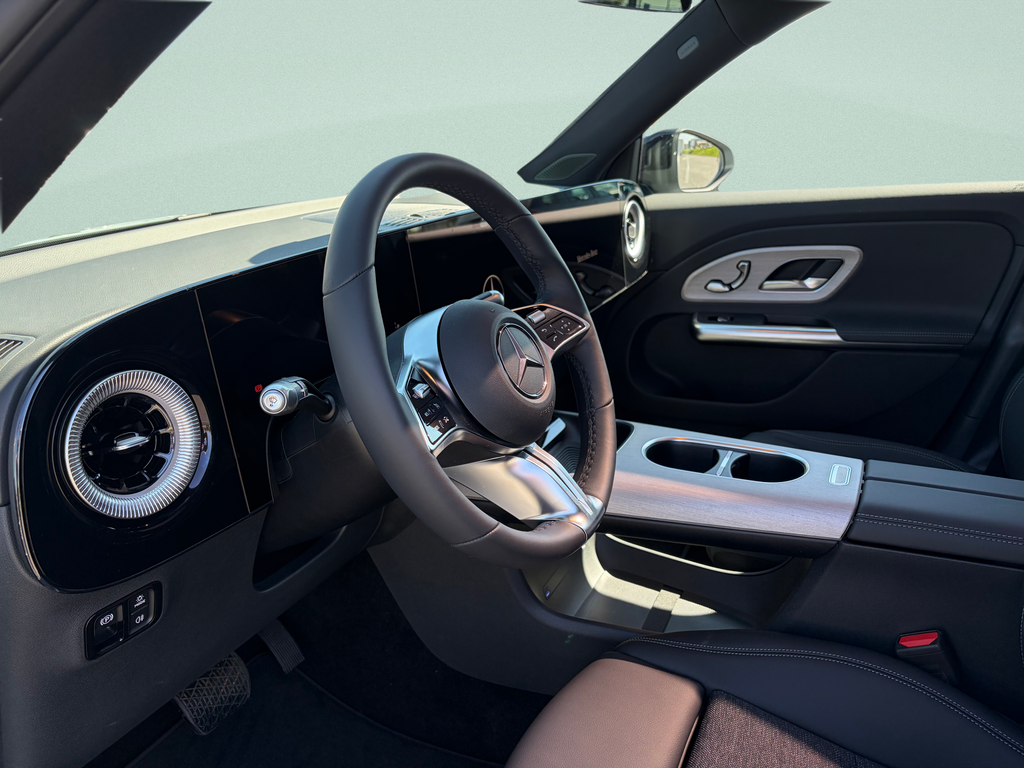 Mercedes-Benz GLB 250+  EQ (foto 5)