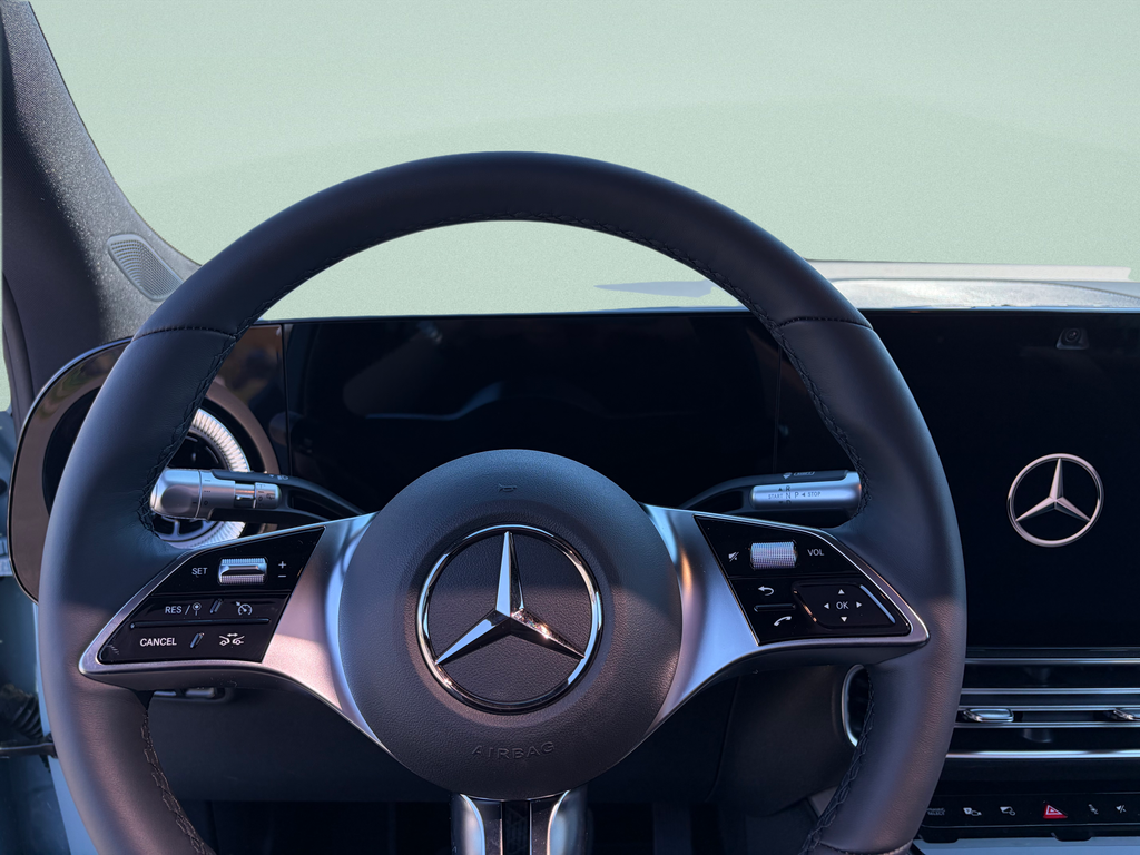 Mercedes-Benz GLB 250+  EQ (foto 6)