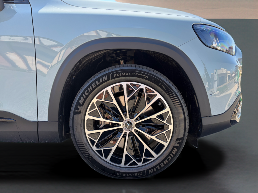 Mercedes-Benz GLB 250+  EQ (foto 8)