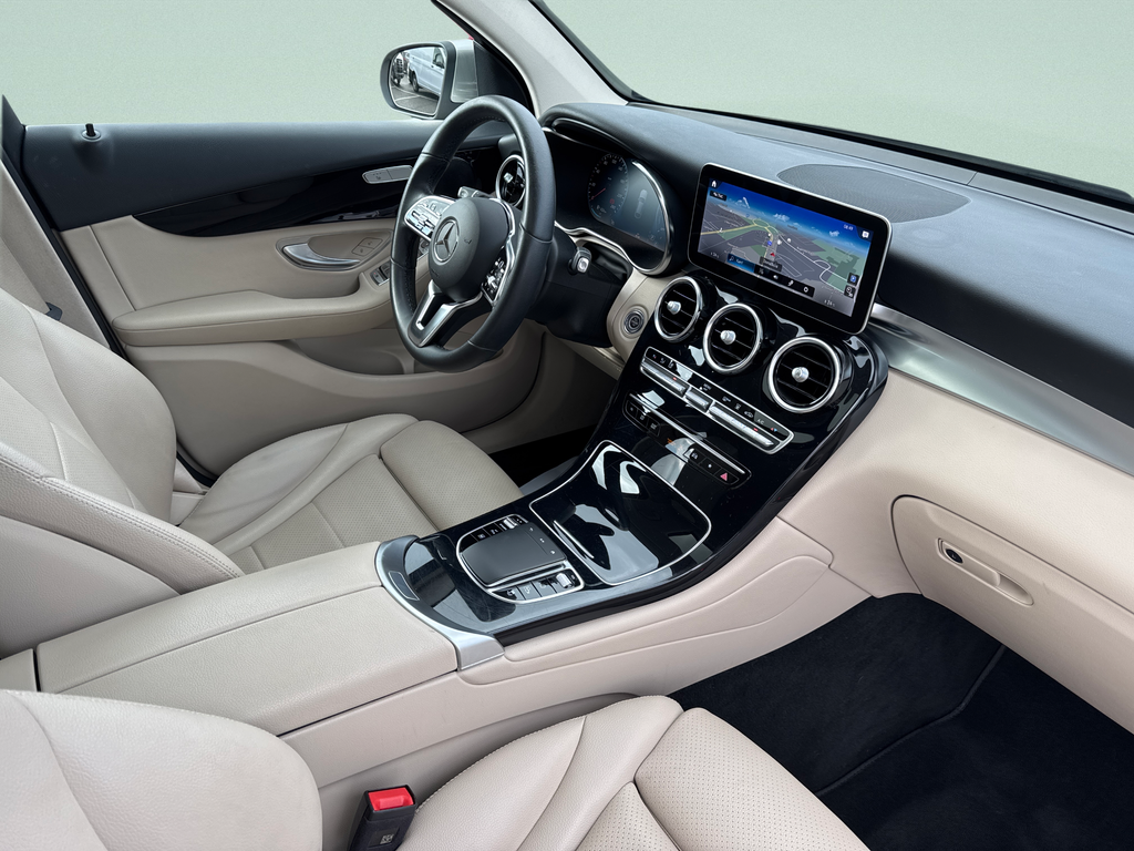 Mercedes-Benz GLC 300 300de 4MATIC Coupe (foto 10)