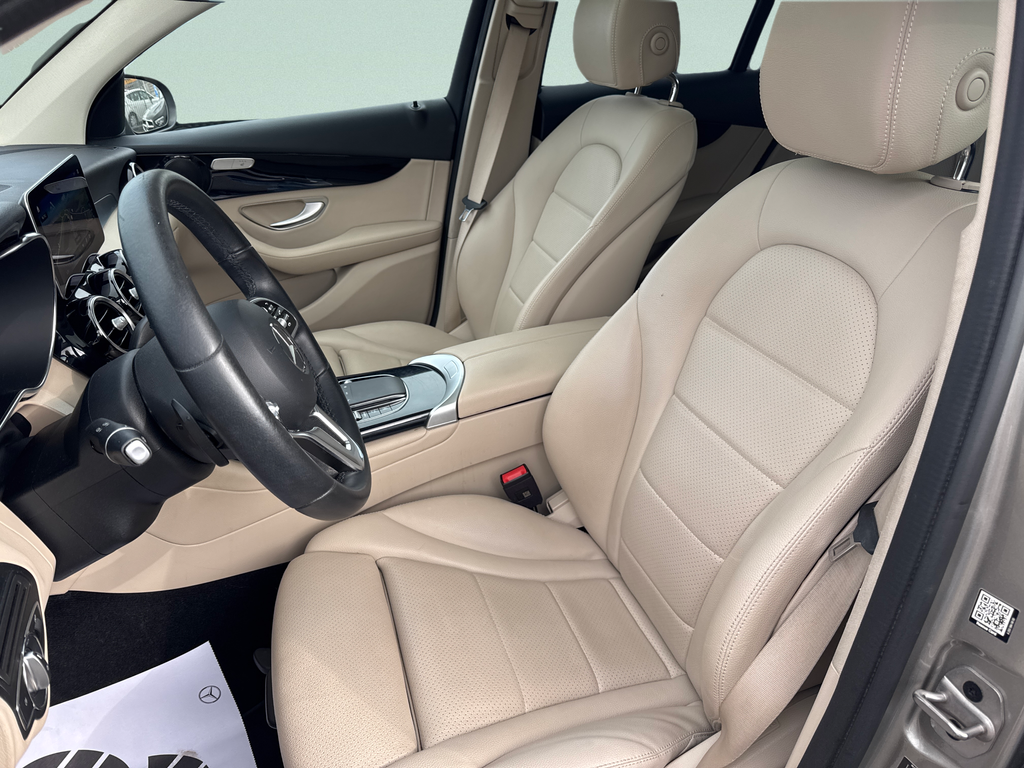 Mercedes-Benz GLC 300 300de 4MATIC Coupe (foto 11)