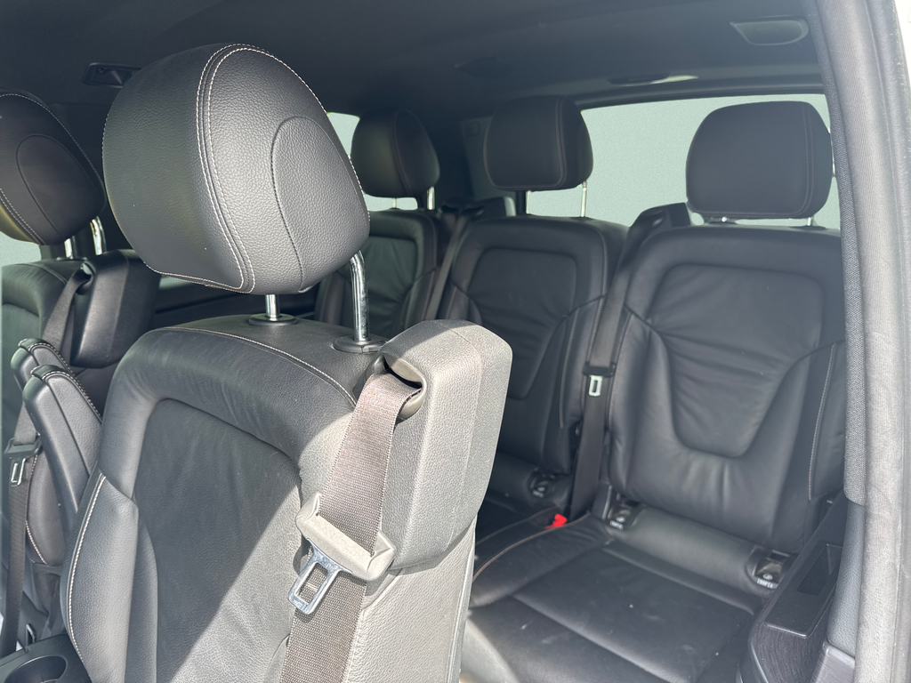 Mercedes-Benz EQV 300 L 4x2 (foto 12)