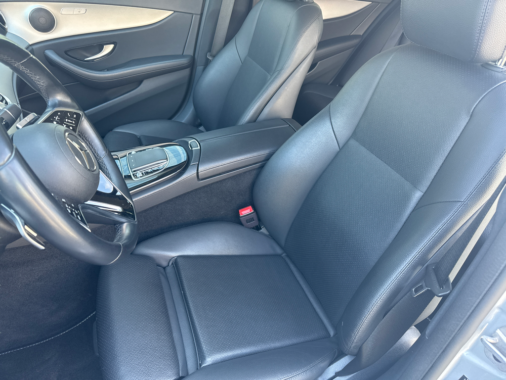 Mercedes-Benz E 220 AVANTGARDE E 220d 4MATIC (foto 13)