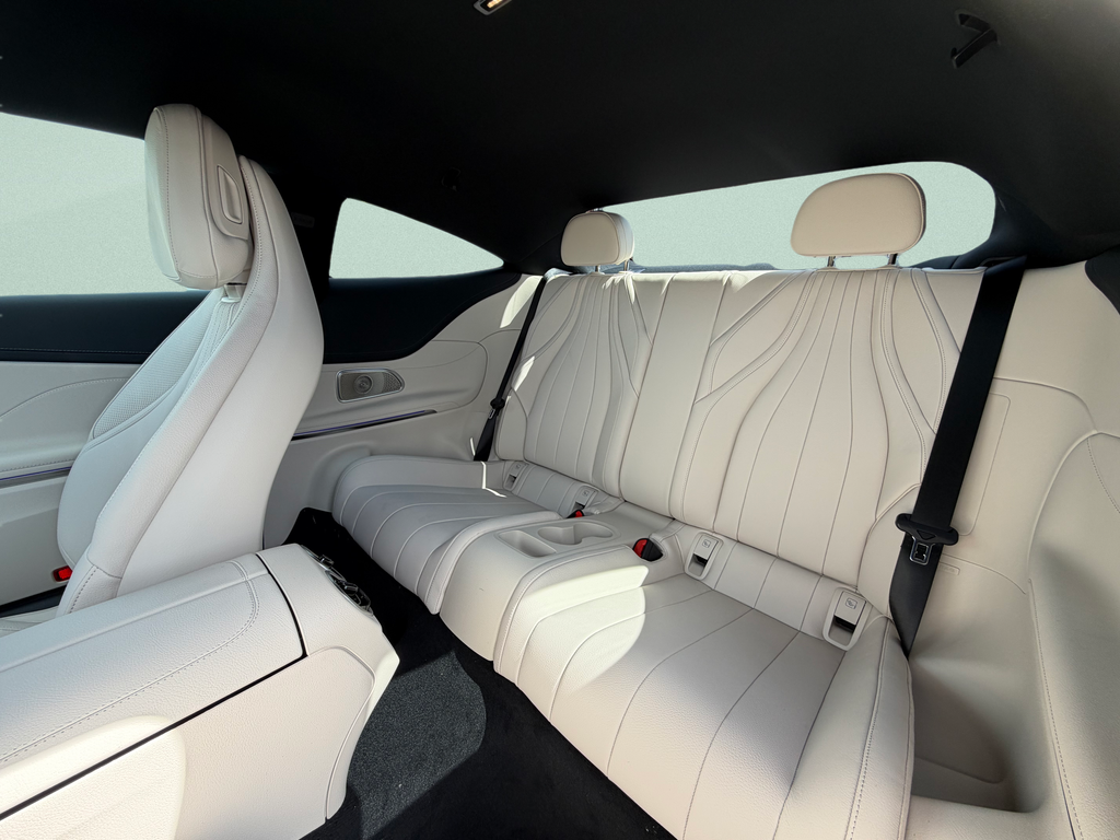 Mercedes-Benz CLE 200 4MATIC kupé (foto 13)