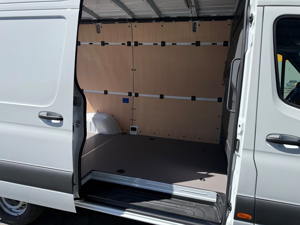 Mercedes-Benz Sprinter Select 319 CDI KAWA S Výprodej do 30.6.2026 (foto 7)